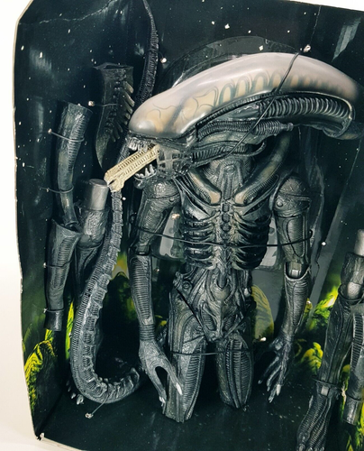 Alien 18" Scale Neca Action Figure - 2008 Reel Toys - Boxed - Picture 5 of 24