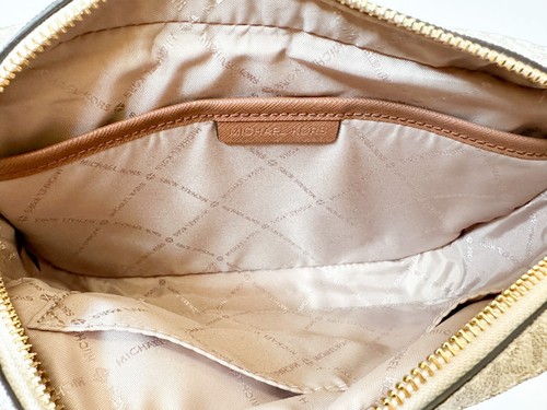 MICHAEL KORS JET SET ITEM CHAIN CROSSBODY BAG + TRIFOLD WALLET MK VANILLA BROWN - Picture 13 of 15