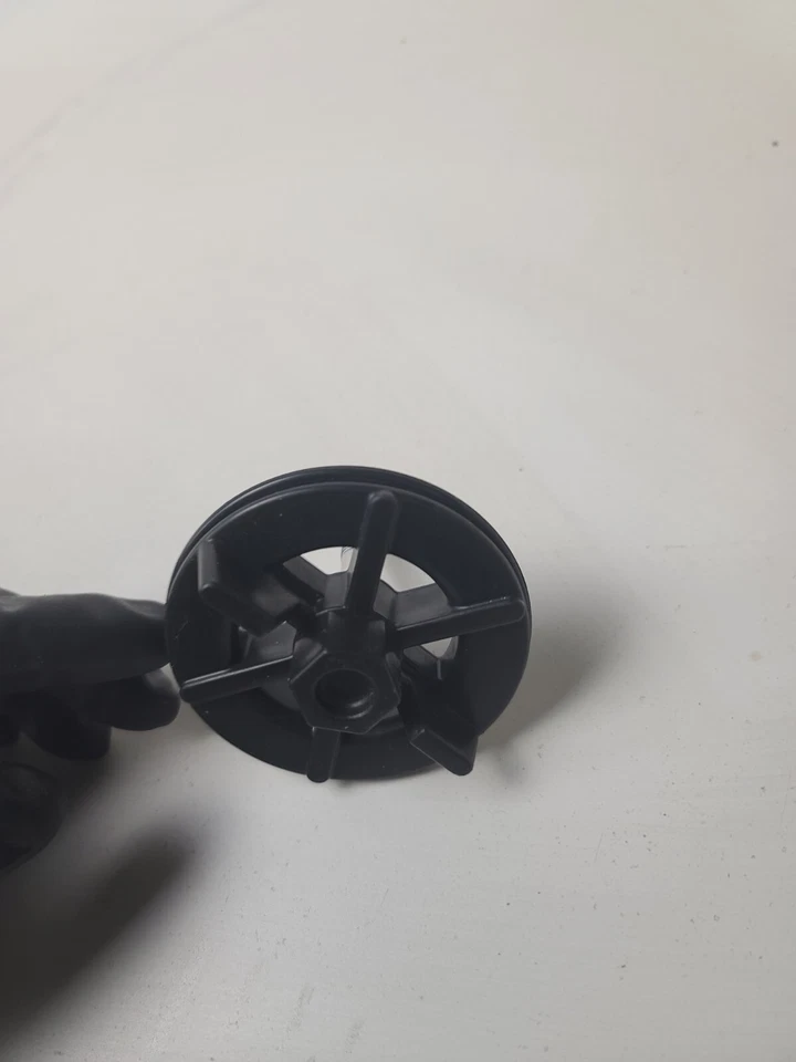 Soporte de neumático de repuesto Hyundai Tuscon 2006-2009 perno OEM Foto 2 de 4