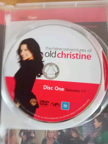 The New Adventures of Old Christine Season 1 Region 4 DVD 2 Disc Set Comedy 13ep - Picture 6 of 8