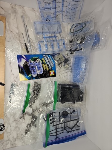 Haynes Build Your Own Internal Combustion Engine 4 Cylinder Model Kit HM11USA - Picture 6 of 12