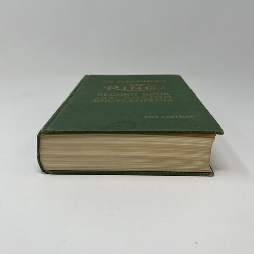 Nat Fleischer’s The Ring Record Book & Boxing Encyclopedia 1961 HC 20th Edition - Picture 8 of 11