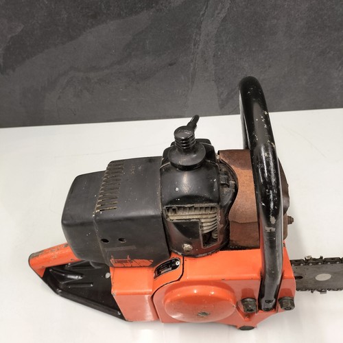 Husqvarna E70 Vintage Professional Chainsaw – Rare 1960s Project Saw - Picture 9 of 17