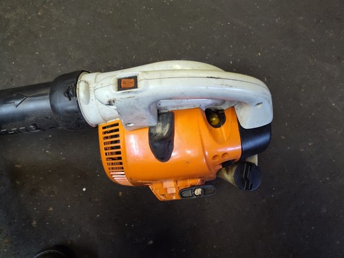 Stihl BG 56C Handheld Blower For Parts Or Repair - Picture 6 of 8