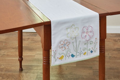 FLOR DE PRIMAVERA BORDADA 14" X 42" CORREDOR DE MESA: POLLITO DE PASCUA LINO DE CAMPO - Imagen 4 de 4