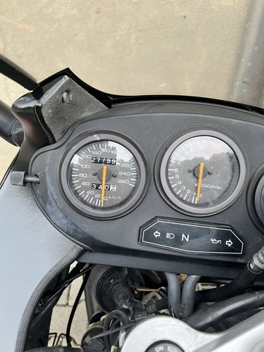 Suzuki GSX f 600 86PS - Bild 5 von 11