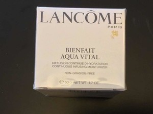 lancome aqua vital moisturizer