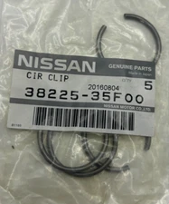 Genuine Nissan / Infiniti Cir Clip 3822535F00 / 38225-35F00 LOT OF 5