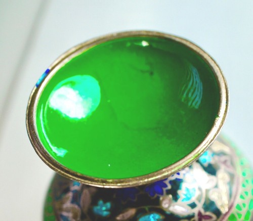 Beautiful Asian St. Silver Enamel Trinket Box with Floral Designs, 78 Gr. - Bild 10 von 12