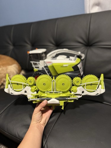 Bruder CLAAS Jaguar 980 Field Chopper harvesting machine Toy Collectible - Picture 7 of 15