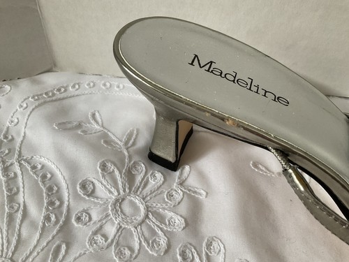 Madeline Women's Shoes Size 7-1/2M Madelia Silver Beaded Flower Slip On 2" Heel - Picture 6 of 17