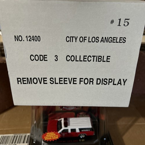 Code 3 Collectibles City Of Los Angeles Bundle Of 5 GMC Command Suburbans - Picture 4 of 9