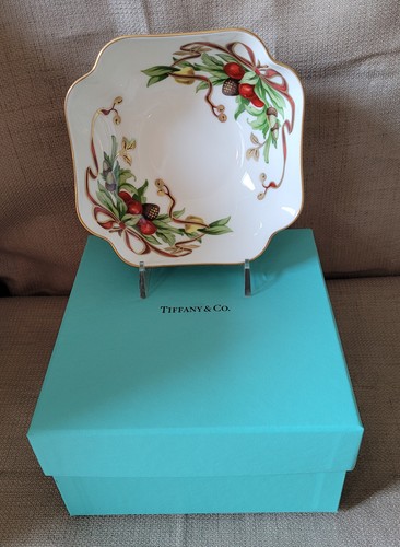 Tiffany & Co TIFFANY HOLIDAY 5" quadratische Schale Nussschale Japan NEUWERTIG in BOX - Bild 1 von 8