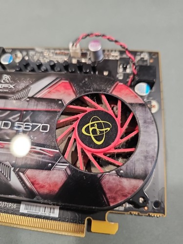 XFX ATI Radeon HD 5670 (HD-567X-YNFC) 512MB GDDR5 SDRAM PCI Express x16 Graphic - Picture 2 of 7