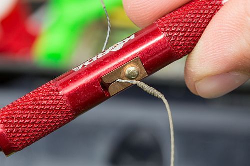 KORDA RIG TOOLZ - STRIPPA / CARP FISHING / STRIPPER / TOOL - Picture 1 of 1
