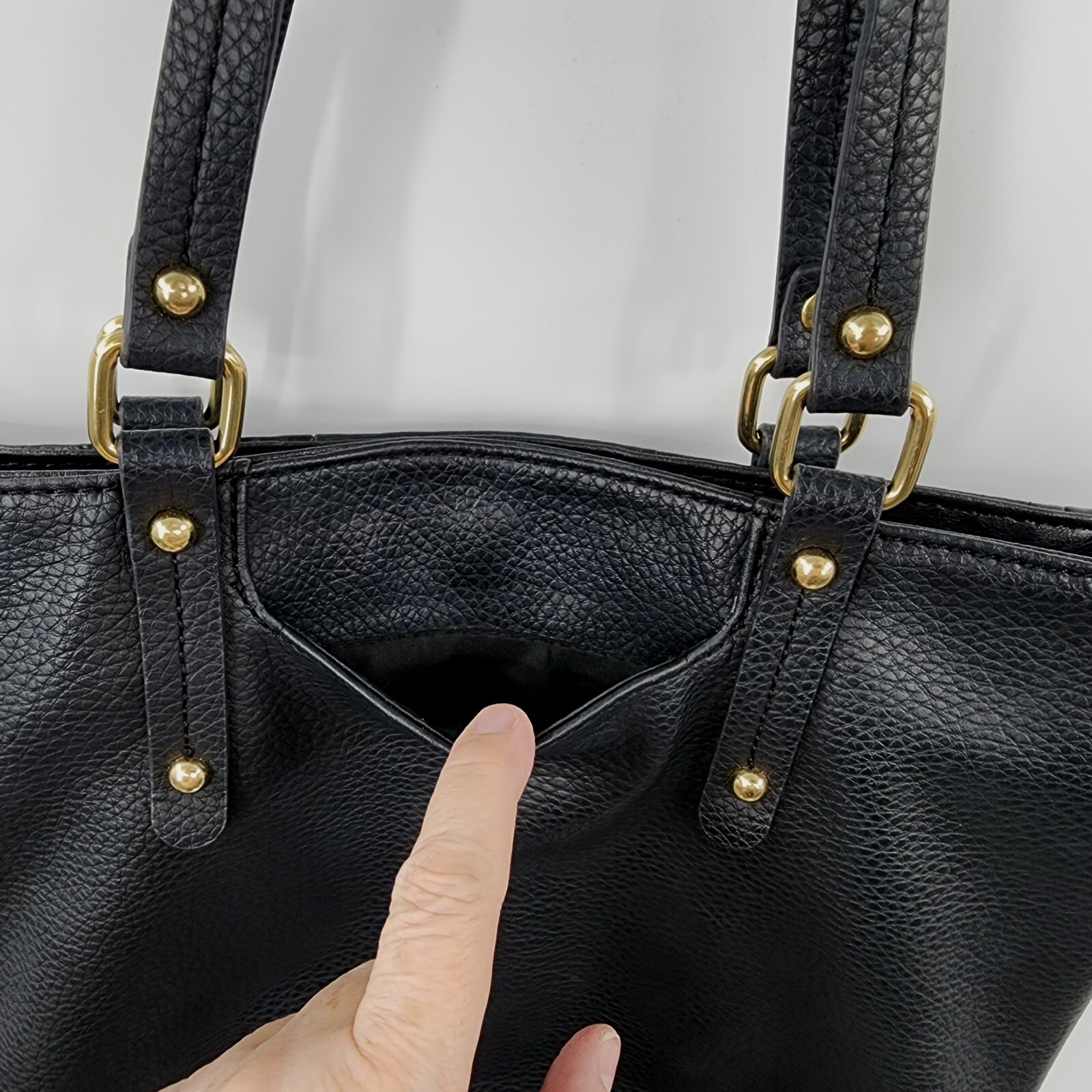 Relic by Fossil Womens Black Vegan Leather Messagenger Bag Tote Purse