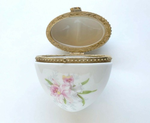Heart Trinket Box Porcelain with Flowers Pink Daffodils - Picture 7 of 8
