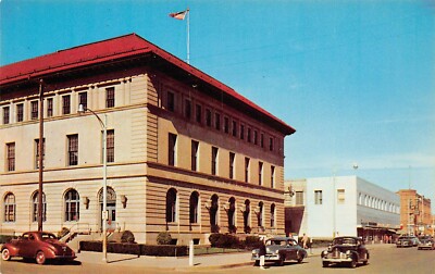 Bismarck ND North Dakota Mail Office Courthouse Main Street Vtg Postcard A4