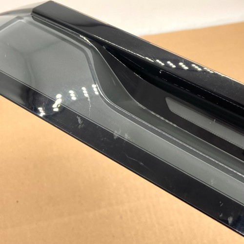 Conjunto de lámpara de parada de luz trasera LED lado izquierdo conductor BMW iX OEM 22-25 H75A8174302 - Imagen 3 de 12
