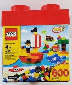 LEGO 4628 Fun with Bricks Constructions Creatives 600 pcs NEW