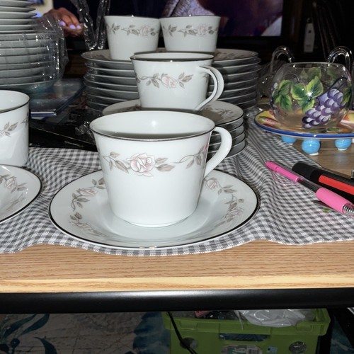Noritake Lillian Cup and Saucer New 1965 Discontinued Pattern Lot Of 2 - Picture 10 of 18