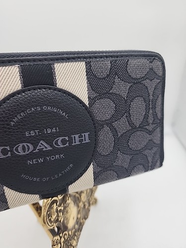 Dempsey Large Phone Wallet In Signature Jacquard W Stripe/Patch OUTLET - Picture 2 of 9