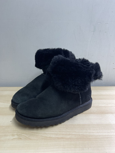 UGG 5803 Bailey Button Lammfell Winter Bootie Stiefel Gr. US7 UK 5,5 (S250) - Bild 1 von 7