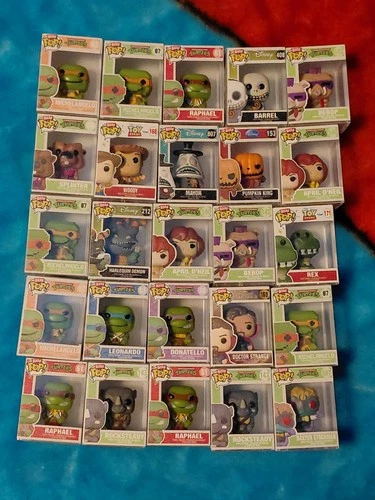 Lot Of (25) Itty Funko Pops Including Toy Story, Disney,TMNT