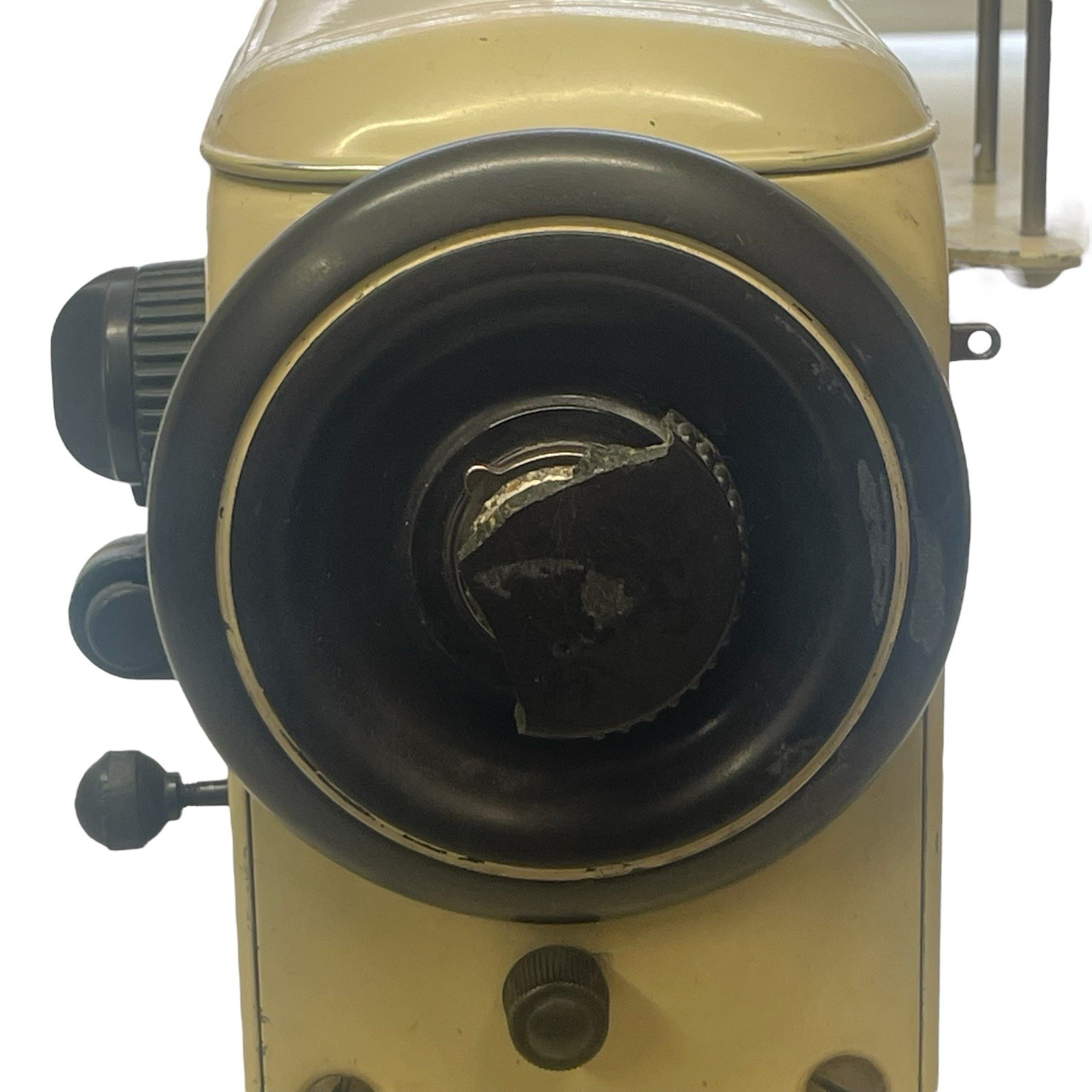 Foto 15 di 17