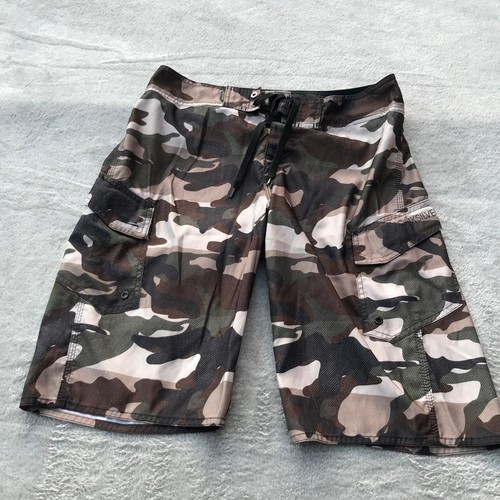 QUICKSILVER Digital Desert Camo Cargo Boardshorts Herren Größe 30 Retro-Stil