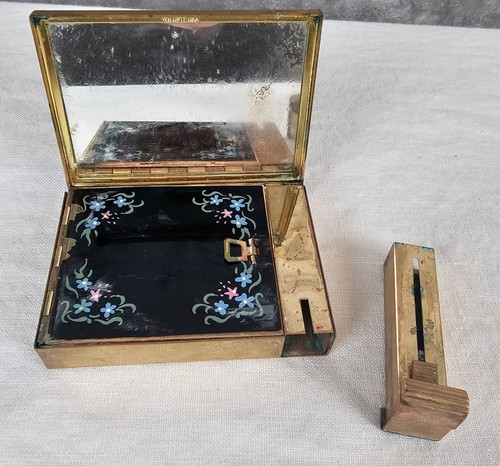 Vintage VOLUPTE ottone compatto dipinto a mano fiori smalto nero trucco scorta anni 50 - Foto 2 di 13