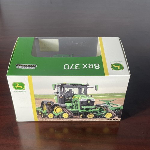 1/64 Ertl John Deere 8RX 370 Tractor Waterloo Works Equipment Expedition - Picture 7 of 11