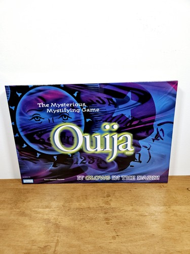 Ouija Board Glow in the Dark Mystifying Oracle Juego Parker Brothers 1998 Sellado - Imagen 1 de 11