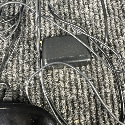 ** LOGITECH HARMONY SMART HUB - Model O-R0004 (Power Supply & Transmitter) ** - Picture 4 of 5