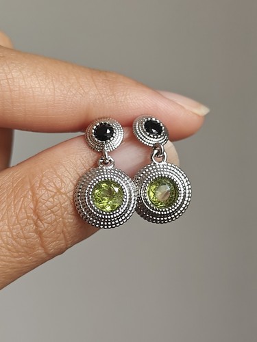 peridot & Spinel pendant stud Earring - Picture 3 of 3
