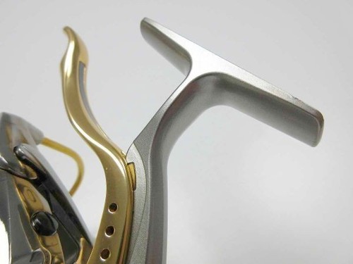 Daiwa 06 Tournament Isoz 2500Lbd Body / At3758/04 - Bild 9 von 10