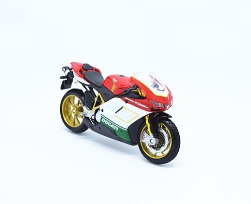 Maisto 1:18 Ducati 1098S Motorcycle Bike Model New in Box - Picture 3 of 7