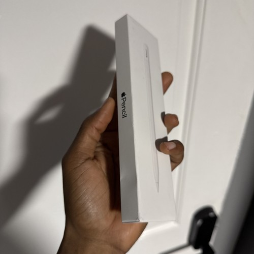 Apple Pencil (USB-C) - White Stylus MUWA3AM/A with Pixel-Perfect Precision - Picture 5 of 6