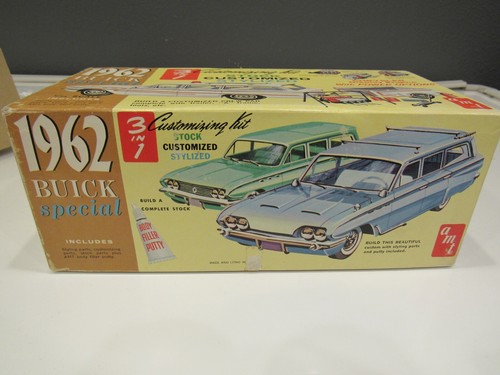 AMT 1962 Buick Special 3 in 1 Wagon Car Model Kit 1/25 scale K5042 vintage - Picture 3 of 12