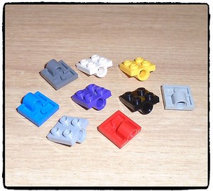 Part 2444 SELECT COLOUR 10 x LEGO Plates 2x2 with Pin Hole FREE POSTAGE