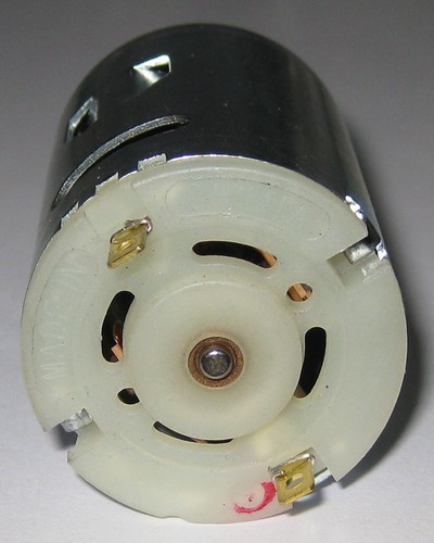 RS-550 Motor - 12 VDC - 20000 RPM - High Speed 550 Hobby Motor w/ Long D Shaft - Picture 4 of 5
