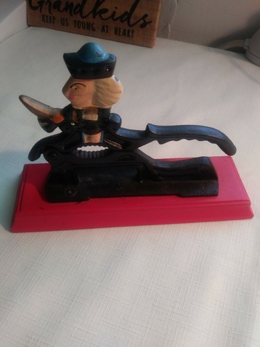 Nut Cracker Wood Cast Iron Unbranded Reproduction  - Picture 1 of 3