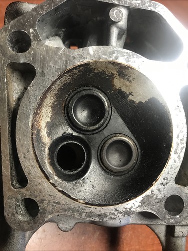 Use OEM Part Cylinder Head Assy 9P702-0280-F1 -Briggs & Stratton Vertical Engine - Picture 10 of 11