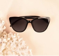 Rachel Zoe Women's Black Nina 56mm 18-143 Sunglasses With Case NWT