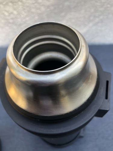 thermos 1 liter Travel Bottle With Handle  - Picture 4 of 4