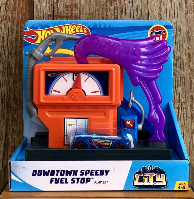 hot wheels fuel stop
