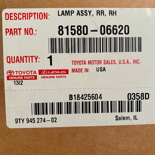 GENUINE OEM Toyota 2018-2020 CAMRY Backup Lamp Assembly RH Right 8158006620 - Picture 1 of 6