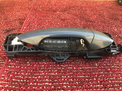 MERCEDES W204 C63 C350 C300 C280 MANIJA PUERTA PASAJERO DELANTERO DERECHO OEM - Imagen 2 de 7