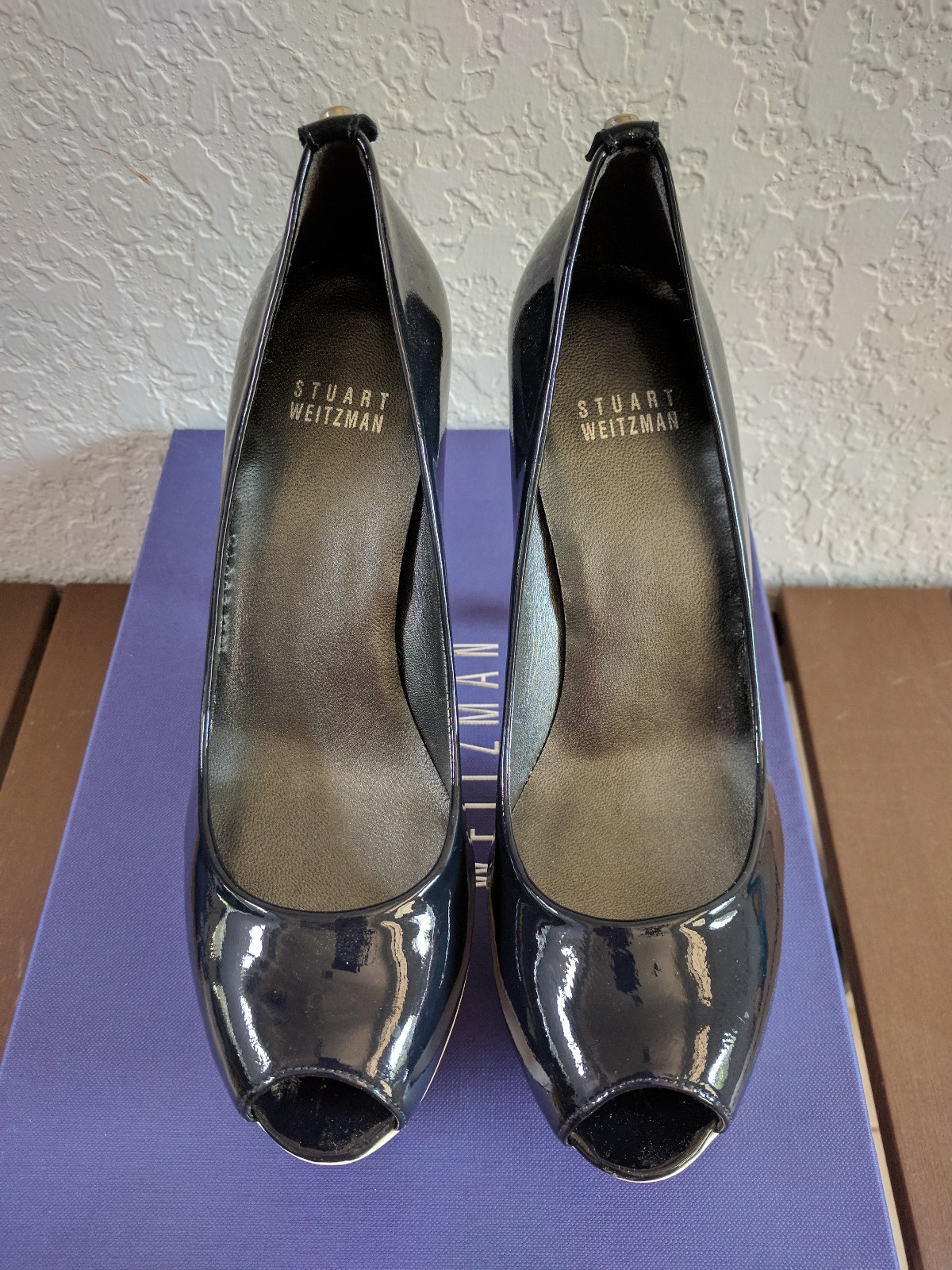 Stuart Weitzman Women's "DIPLILLE" NAVY ANILINE S… - image 3