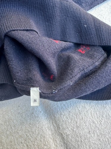 Authentic Gucci Sweater Red Bees Black Wool - Picture 8 of 9